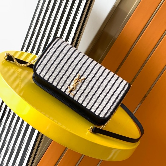 YSL Bags Top Quality
18x11x2cm