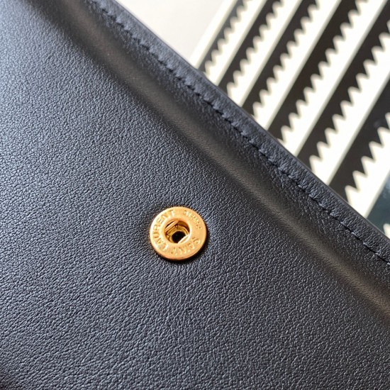 YSL Bags Top Quality
18x11x2cm