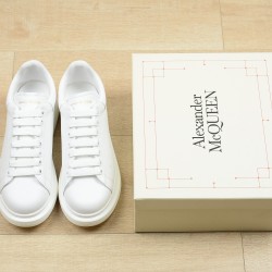 McQueen Shoes High Quality
women 35-40 

men 39-44