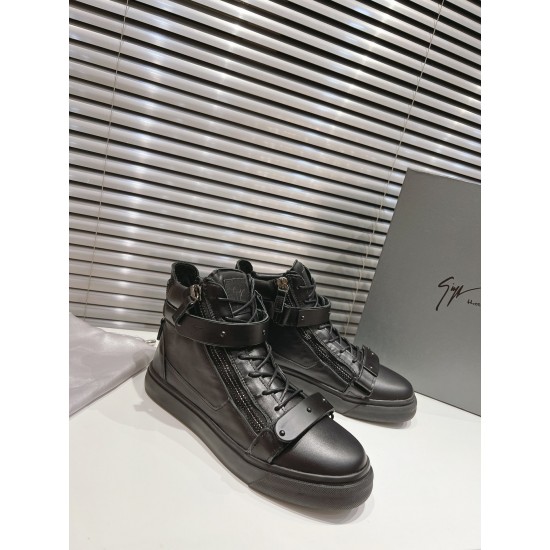 CL Shoes Casual shoes

 Top Quality