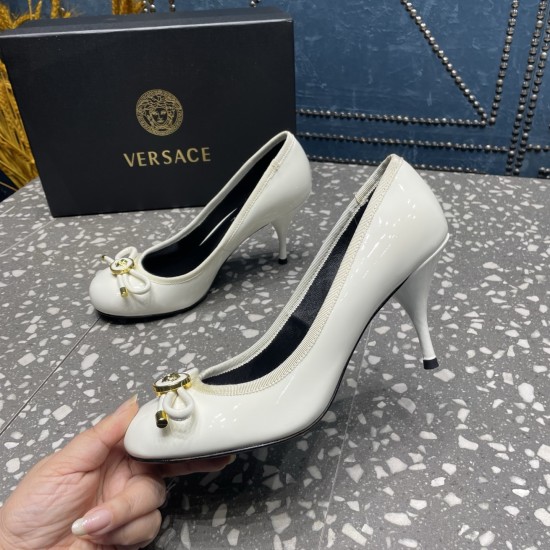 Versace Shoes Fashion shoes
 Top Quality