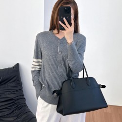 The Row Bags Top Quality
Small:26.20.18
Big:38.26.23