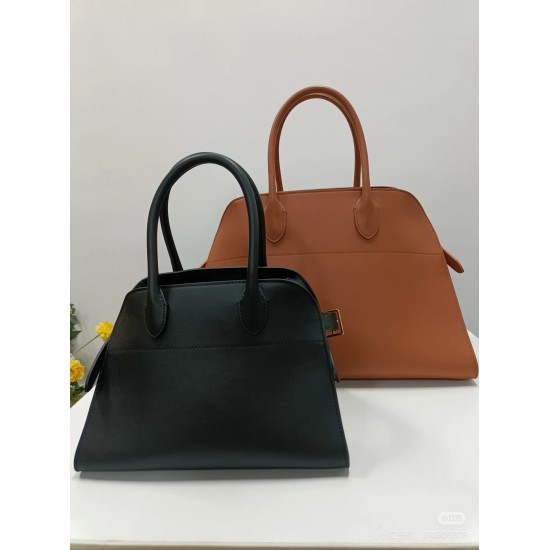 The Row Bags Top Quality
Small:26.20.18
Big:38.26.23