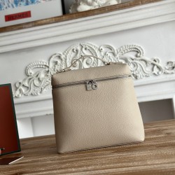 LP Bags Top Quality Size: 23 × 8 × 22cm